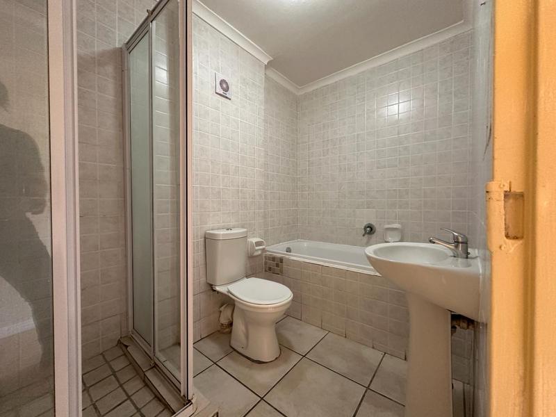 To Let 2 Bedroom Property for Rent in Gordons Bay Western Cape